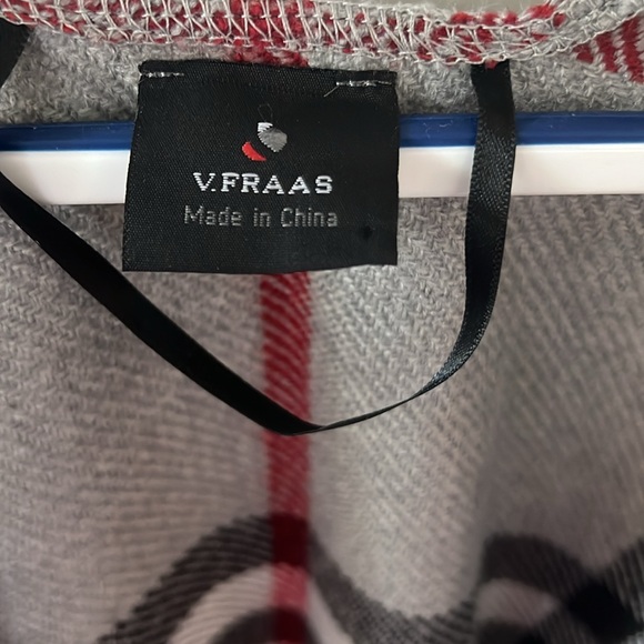 Gray Plaid Flannel Drape - Picture 3 of 3